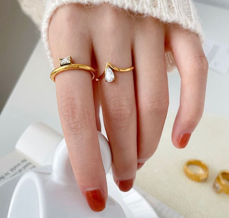 Pear Cut Crystal Minimal Ring